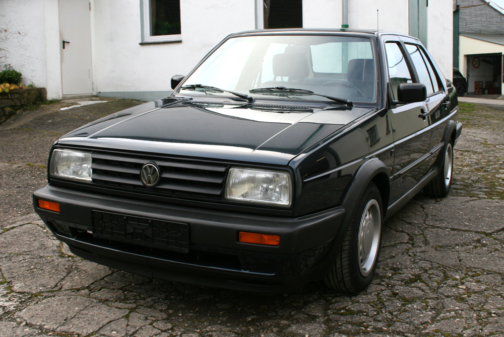 Jetta Blau